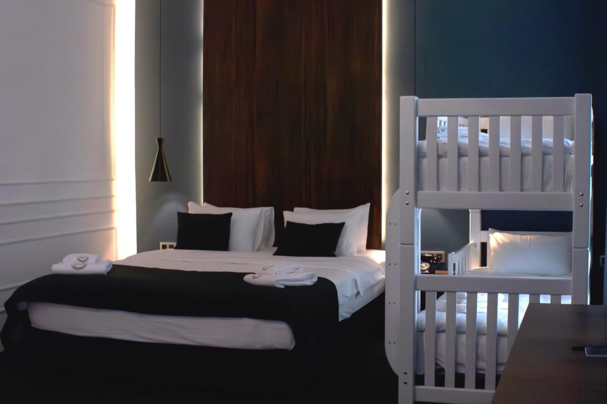 Hotel Twenties Tbilisi - Stay & Dine Eksteriør bilde